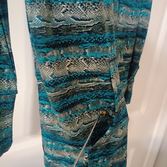 Lularoe Hi-Lo Hoodie Small - Picture 5 of 13